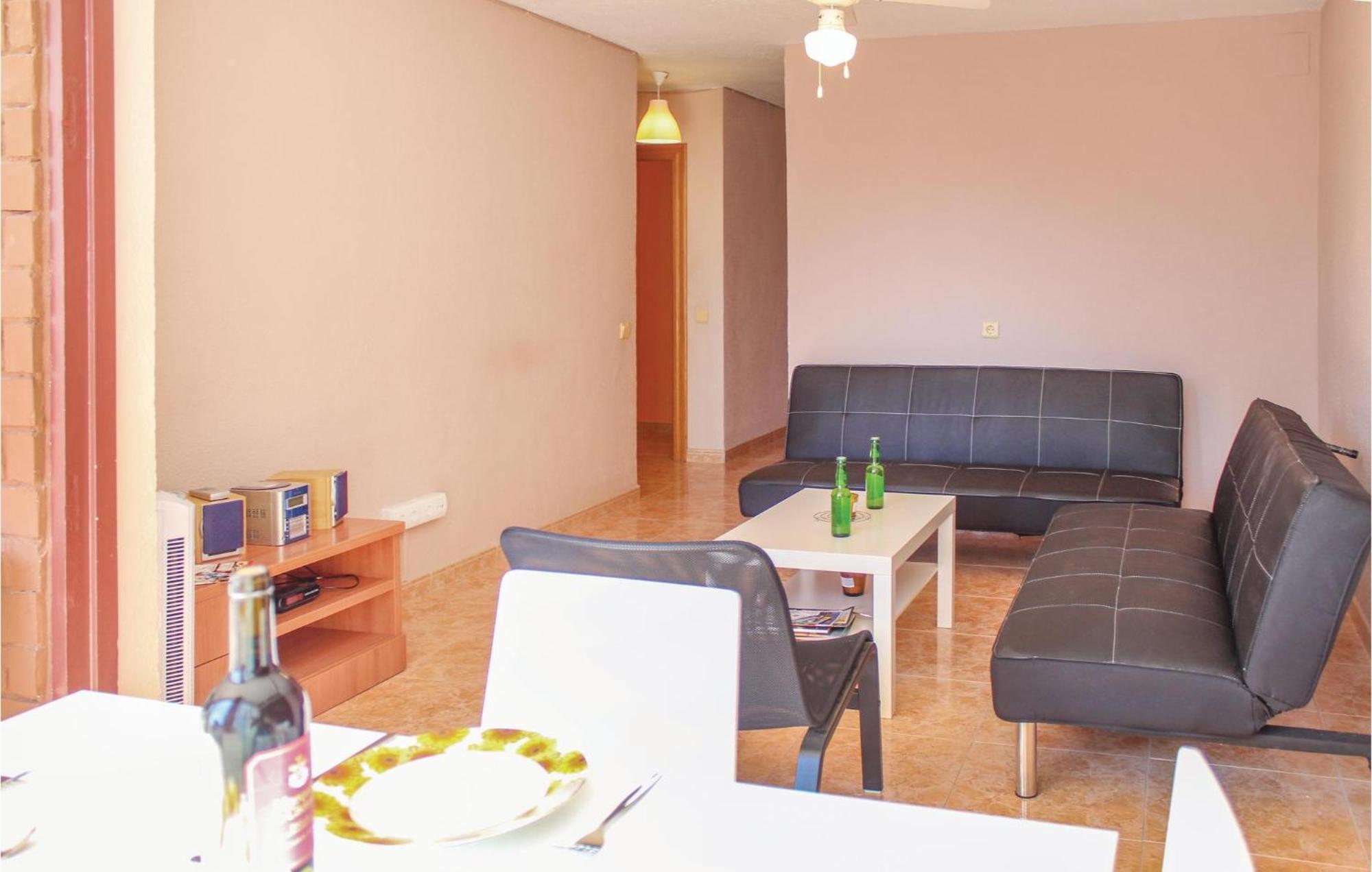 2 Bedroom Pet Friendly Apartment In Alicante Exterior photo